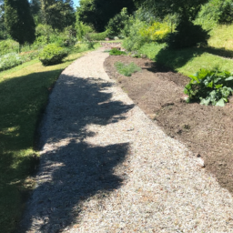 Pose de gravier blanc pour allée-chemin Plérin